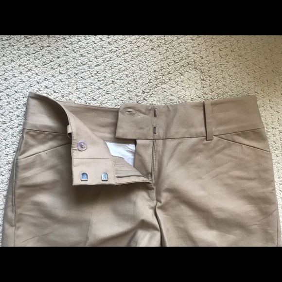 NWOT Ann Taylor Signature Shorts - Picture 5 of 5